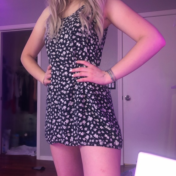 brandy melville summer dress - Picture 4 of 4